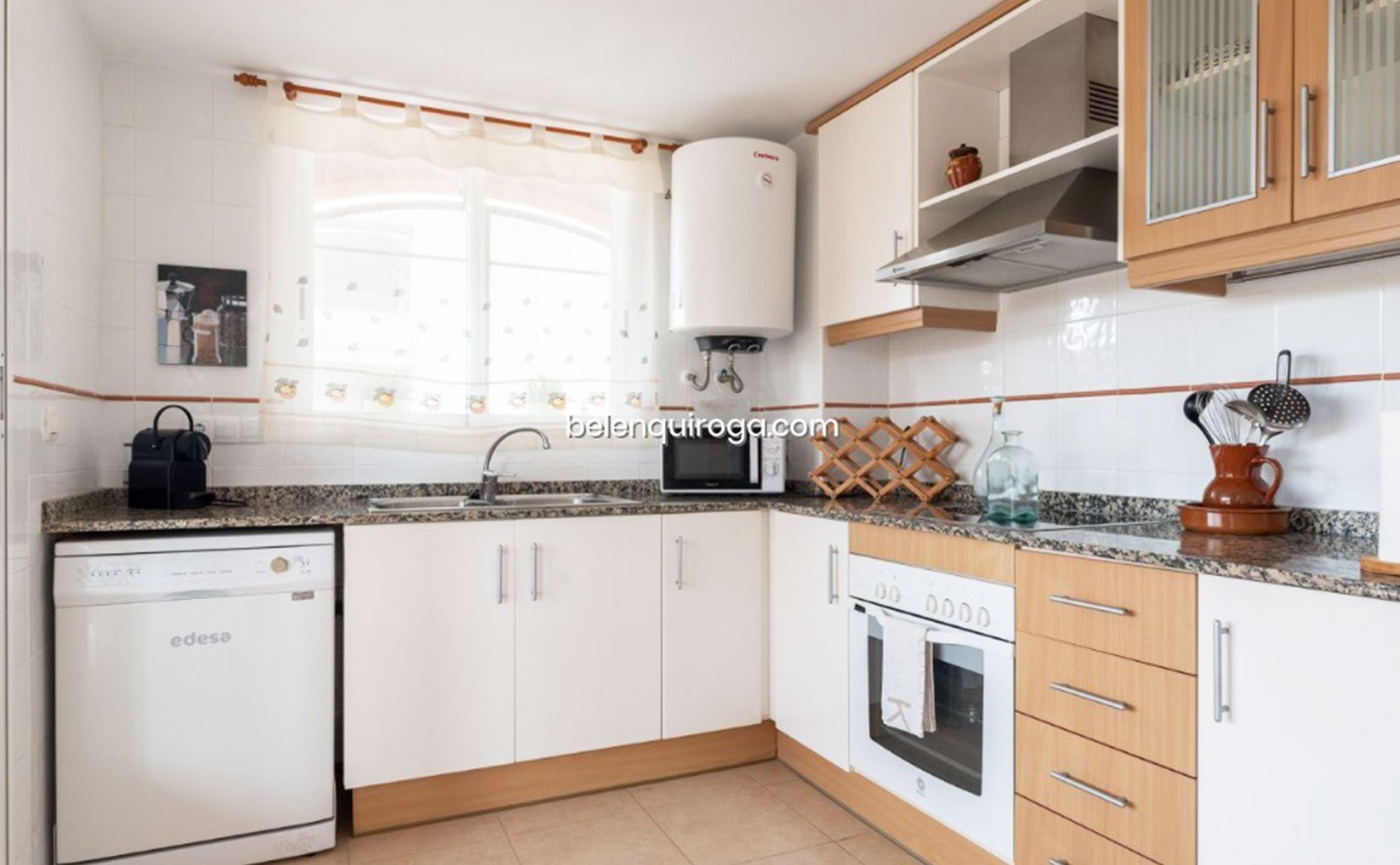Cocina de un apartamento en venta en Jávea – Inmobiliaria Belen Quiroga