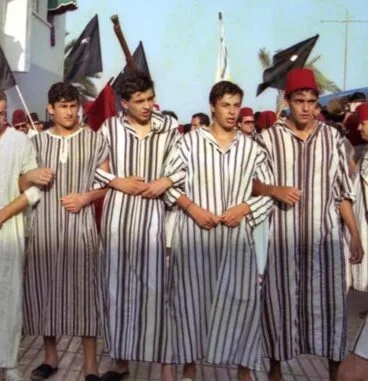 Componentes de la Filà Almoriscos en su primer año de fundación