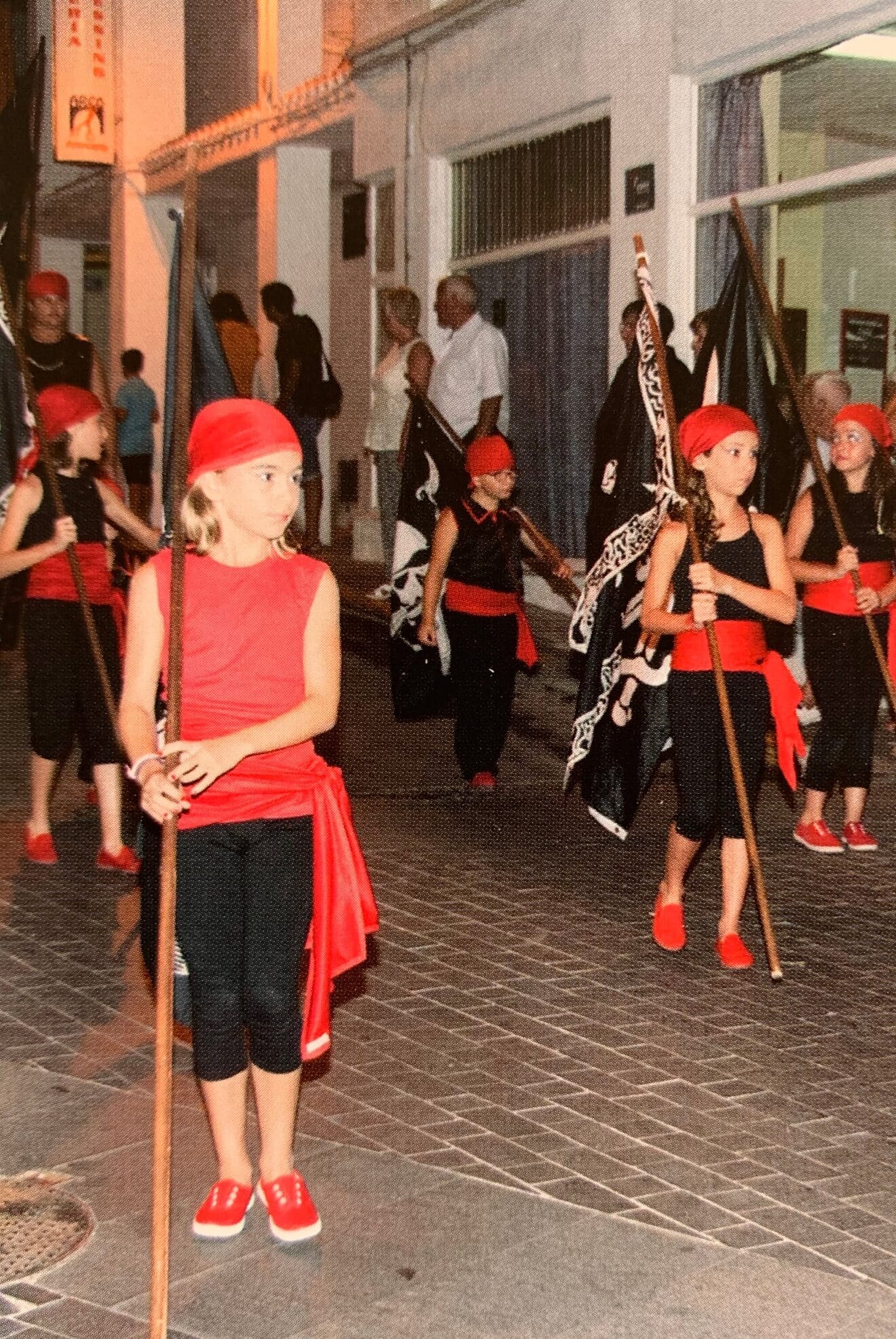 Componentes infantiles de la Filà Pirates de Sant Jaume