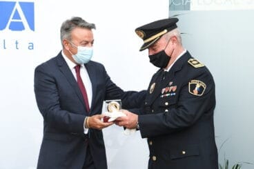 Entrega de la Distinción al Mérito Policial