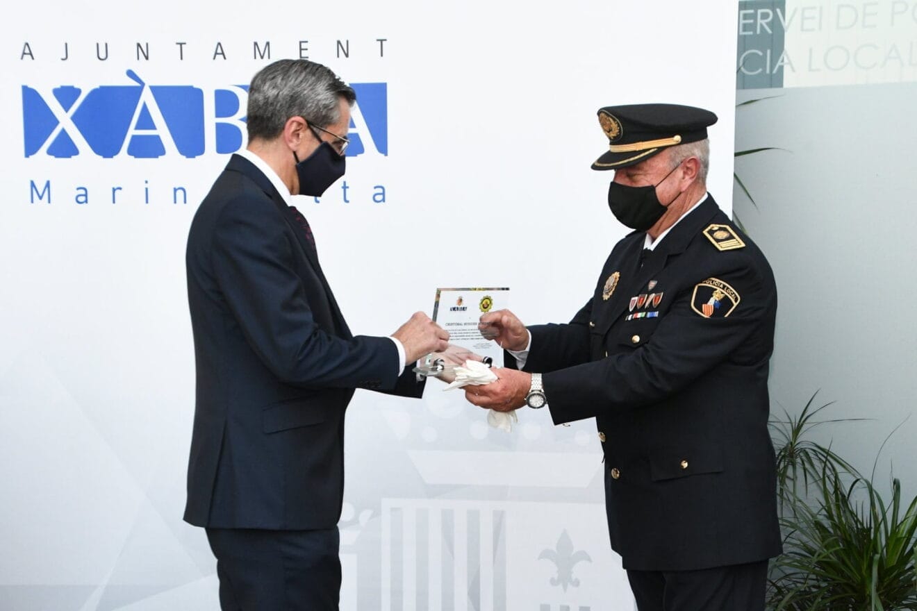 Entrega de la Placa conmemorativa