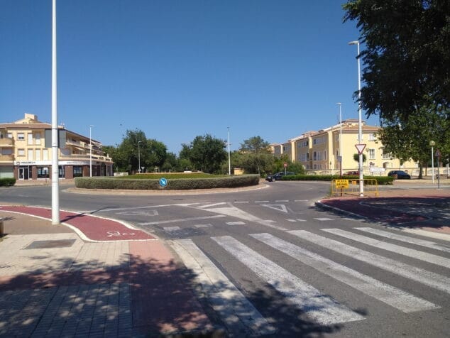 Imagen: Falta de señalización en la intersección dirección Duanes