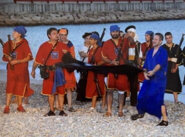 Filà Ballesters Xàbia en el desembarco