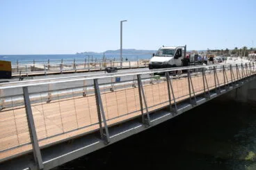 Finalizando las obras del Puente de Triana