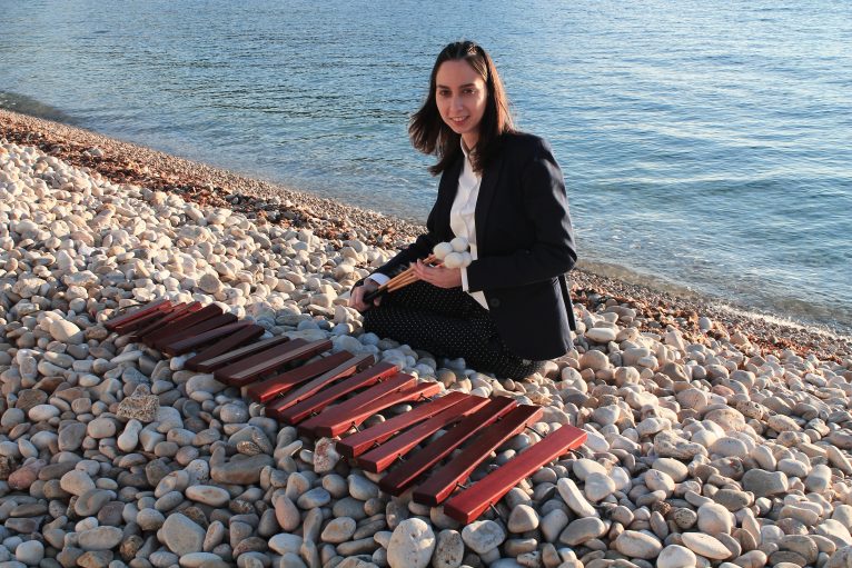 La percusionista de Xàbia, Miriam Llerena