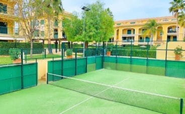 Pista de pádel de un lujoso ático dúplex en venta en Jávea – Atina Inmobiliaria