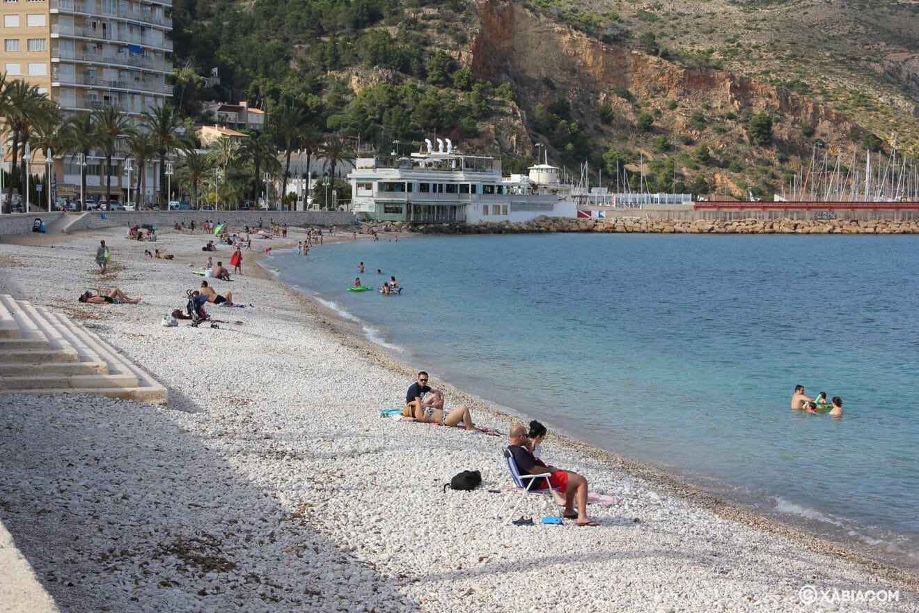Playa de la Grava de Xàbia en la primera semana de julio de 2020