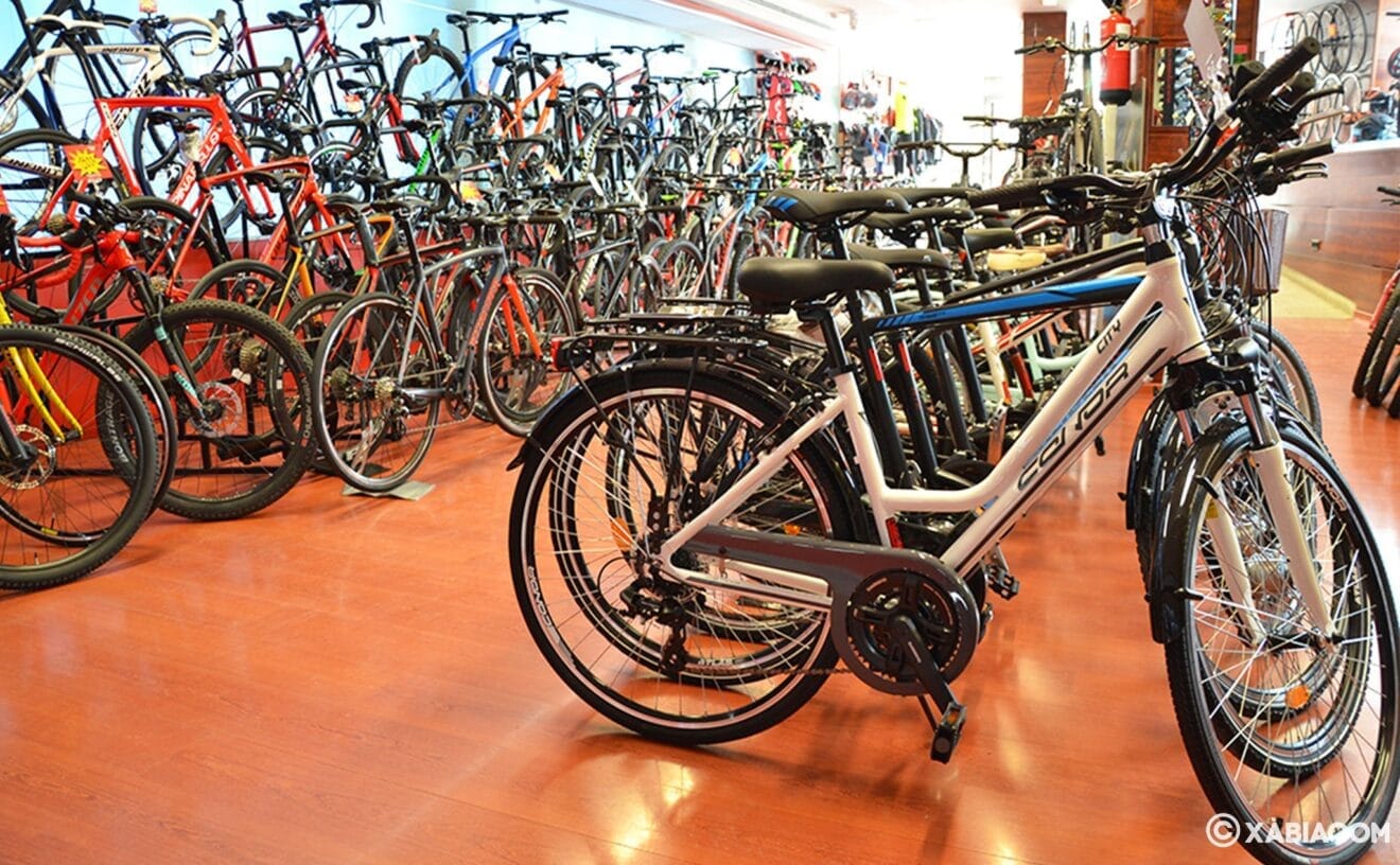 Variedad de bicicletas en Xabia's Bike