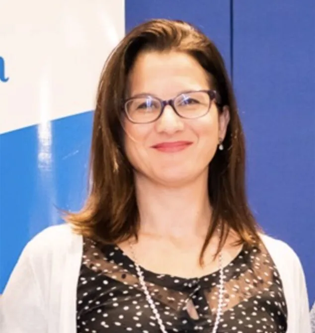 Imagen: Verónica Deambrogio, directora de la Escuela de Jóvenes Emprendedores Marina Alta, en una imagen reciente