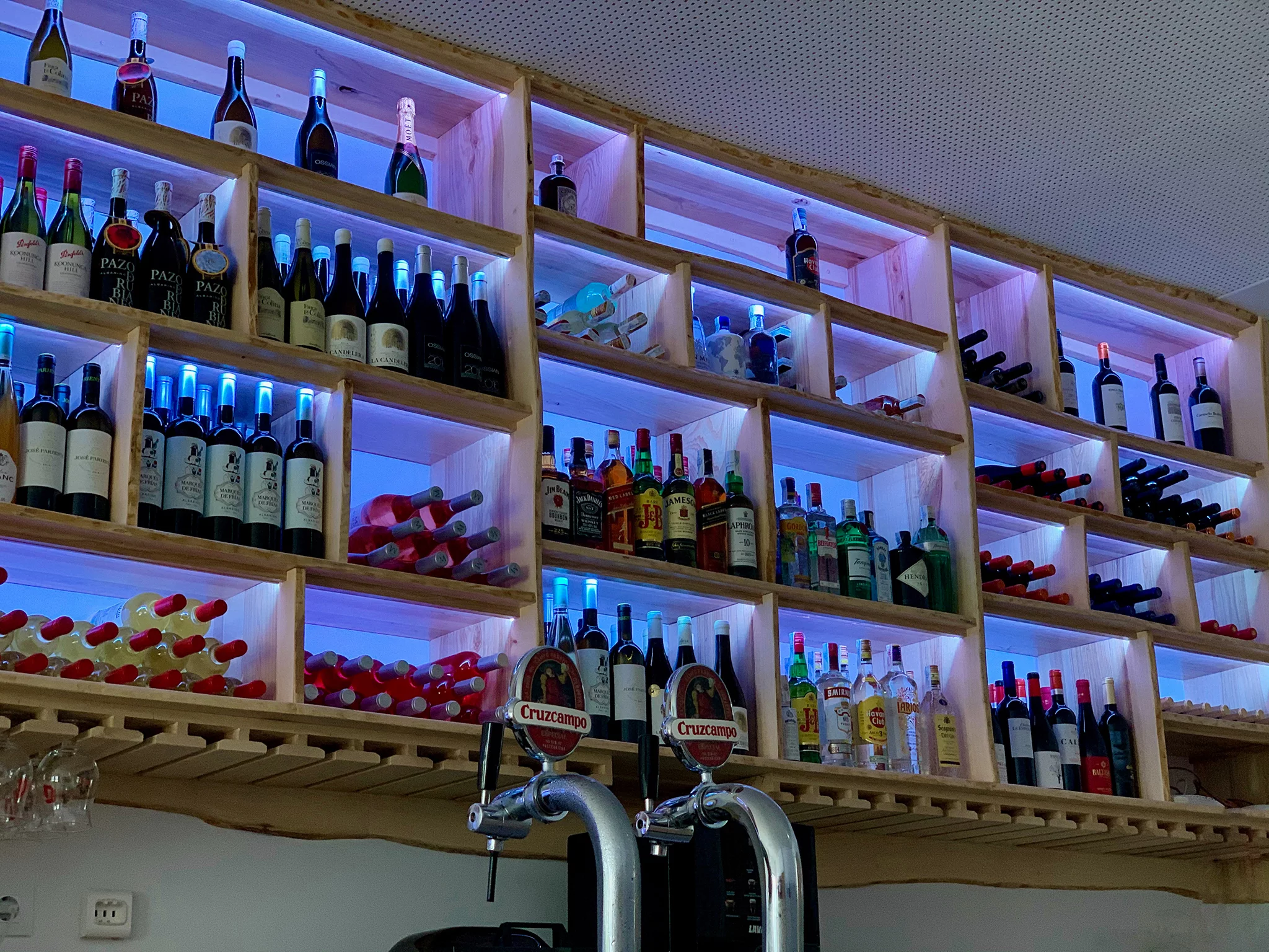 Wine Bar – Restaurante El Chiquitín