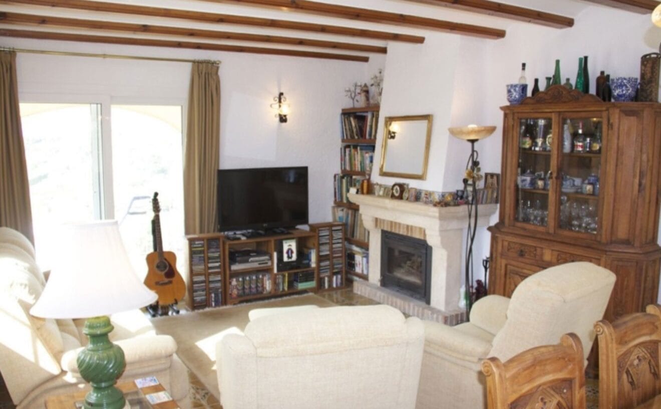 Salón de un chalet en venta en Jávea - Terramar Costa Blanca