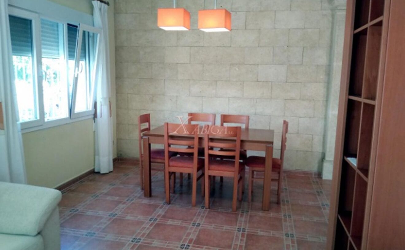 Comedor de un chalet en venta en Jávea