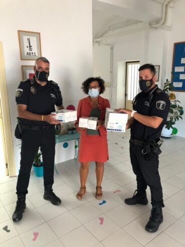 Entrega de mascarillas al CEIP Graüll