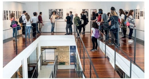 Imagen: Exposición en la Casa del Cable del I Festival Ojos Rojos