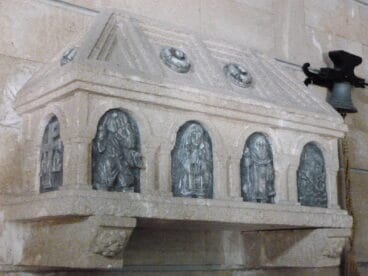 Sarcófago de Sor Catalina Bas en la Iglesia del Loreto (Foto: Juan Bta. Codina Bas)
