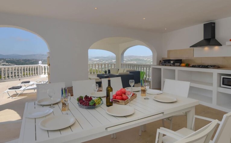 Terrazza coperta di una casa per le vacanze a Benitatxell - Aguila Rent a Villa