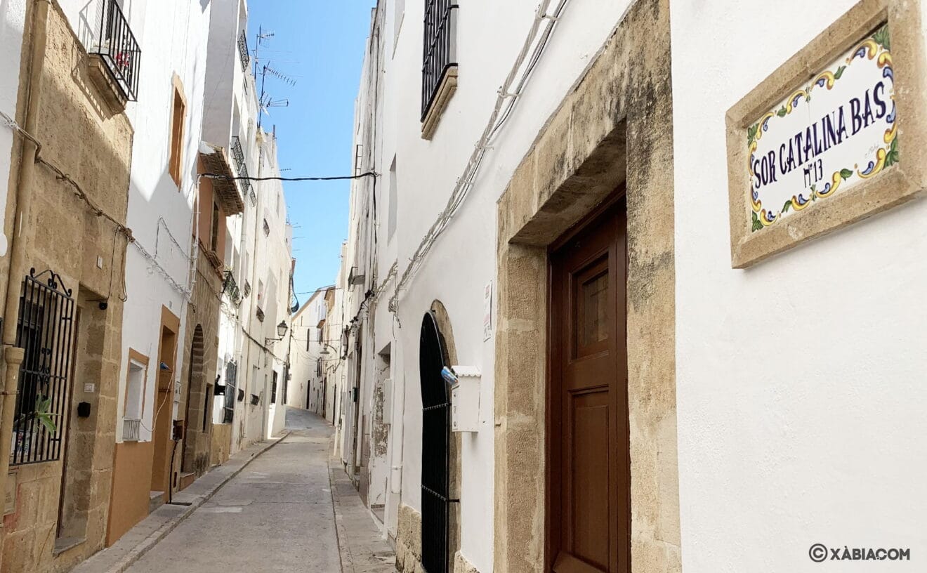 Vista general de la calle Sor Caterina Bas de Xàbia