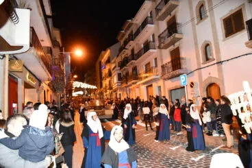 Cabalgata de los Reyes Magos por el centro de Xàbia