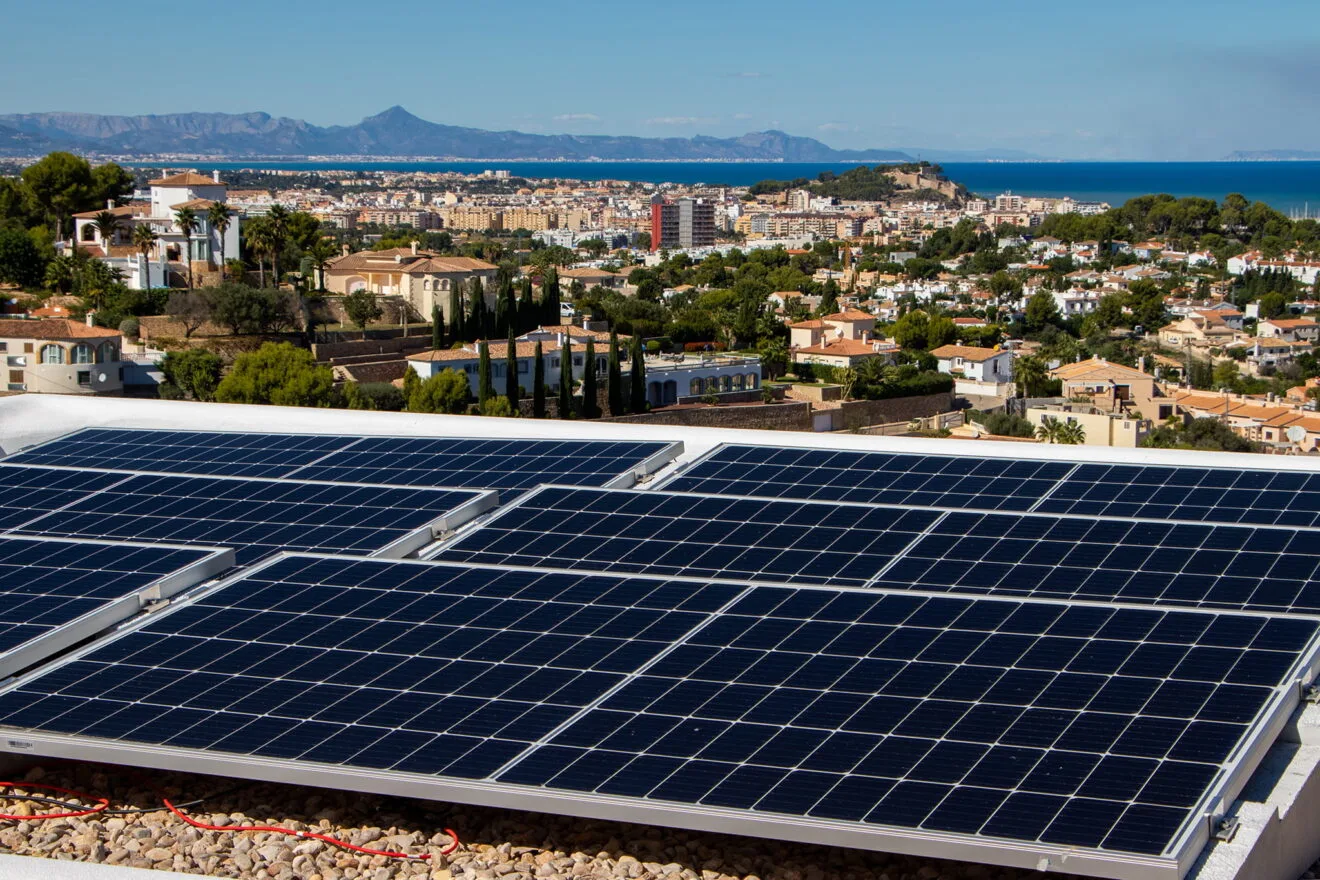 Instalación placas solares Dénia - SUN & PROJECTS