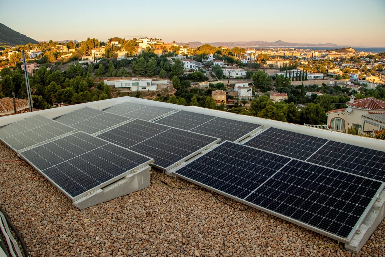 Instalación solar renovable en Jávea - SUN & PROJECTS