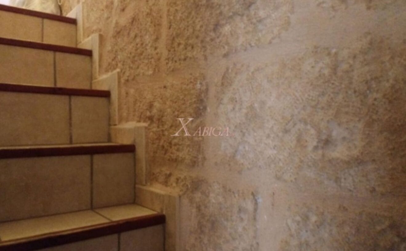 Pared de una casa de pueblo en venta en Jávea - Xabiga Inmobiliaria