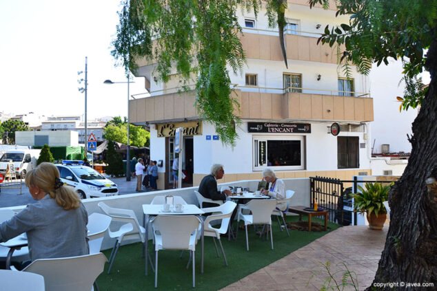Imagen: Terraza exterior de Cafetería L'Encant