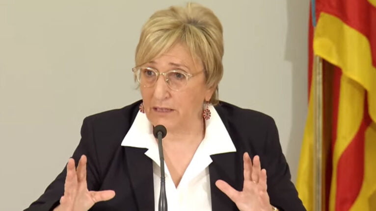 Ana Barceló, Gesundheitsministerin