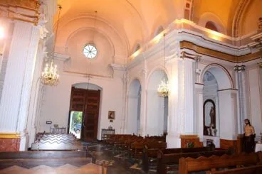 Bancos en la Ermita del Calvari de Xàbia