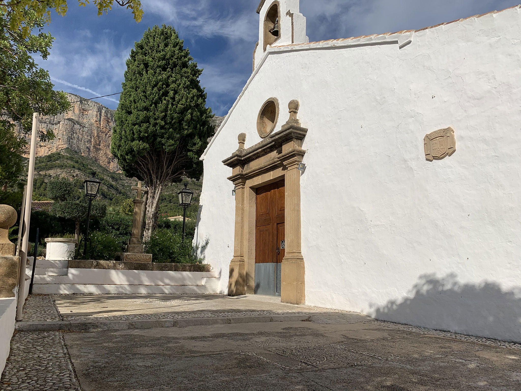 Fachada de la Ermita del Pòpul de Jávea | Imagen: Tino Calvo