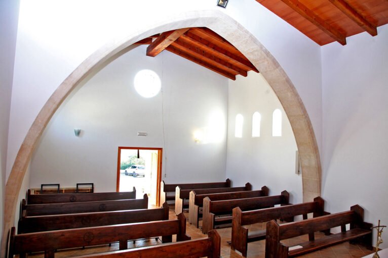Interior de la Ermita de Sant Sebastià de Xàbia  | Imagen: Tino Calvo