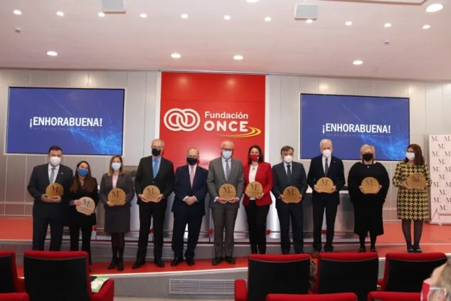 Imagen: Momento de la entrega del premio