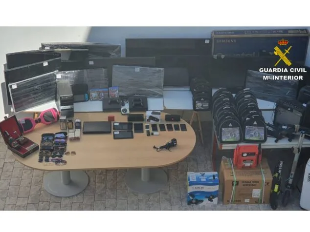 Imagen: Televisores intervenidos a la organización criminal