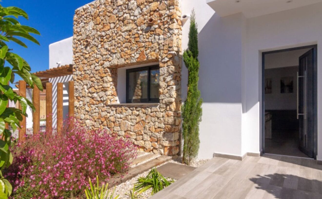 Villa en venta en Jávea en la zona de Cap Martí - Pinomar - MORAGUESPONS Mediterranean Houses