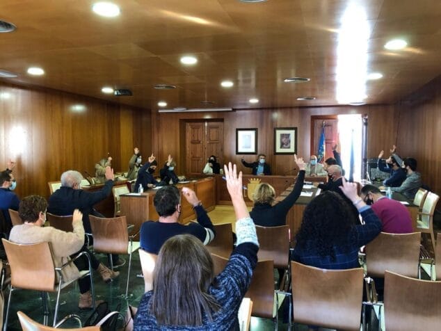 Imagen: Votación en el pleno