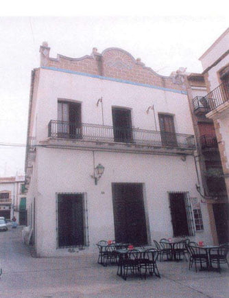 Casa Falange o Casa del Mayorazgo- Foto Salvador Crespo