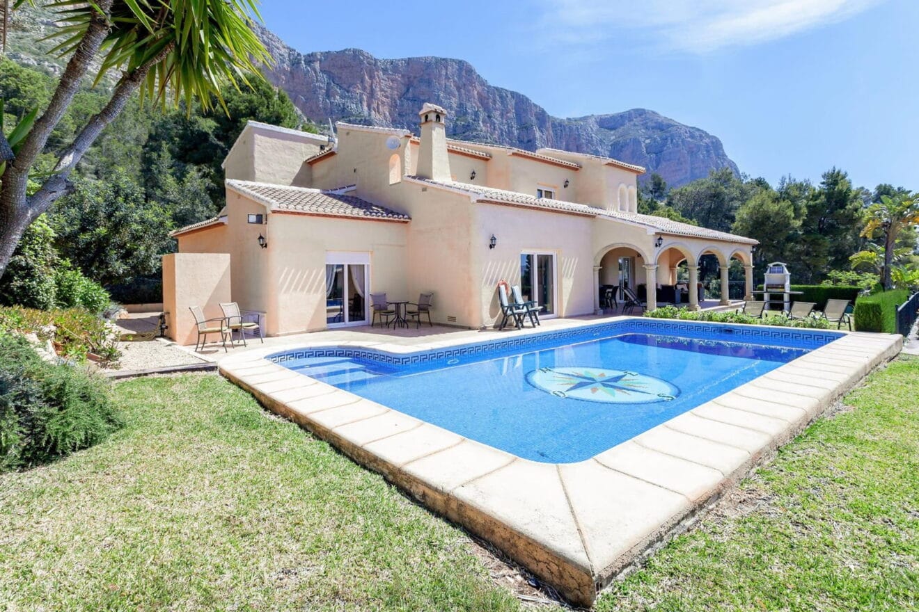 Chalet de vacaciones para ocho personas en Jávea - Aguila Rent a Villa