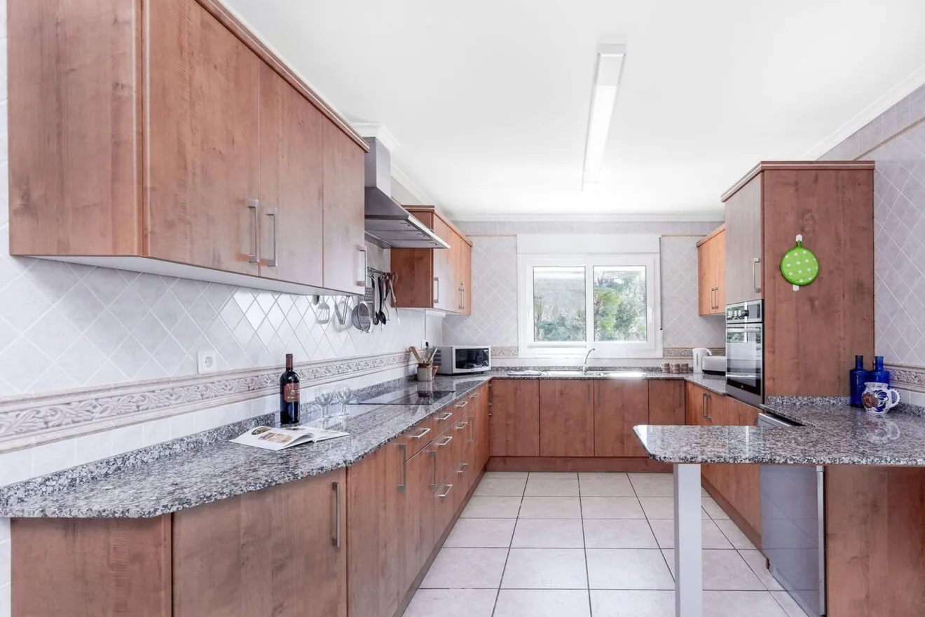Cocina de un chalet de vacaciones para ocho personas en Jávea - Aguila Rent a Villa
