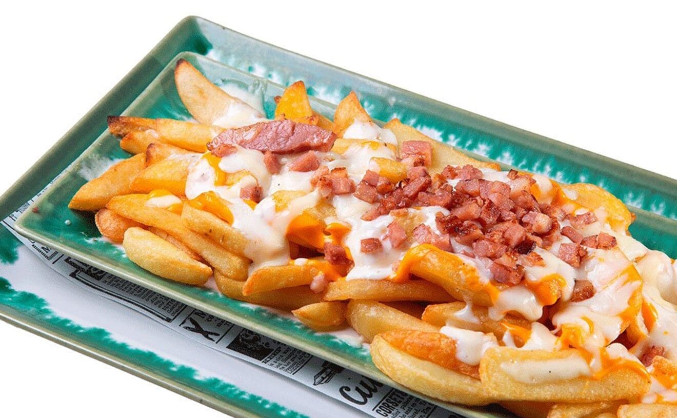 Patatas con bacon de El Raconet