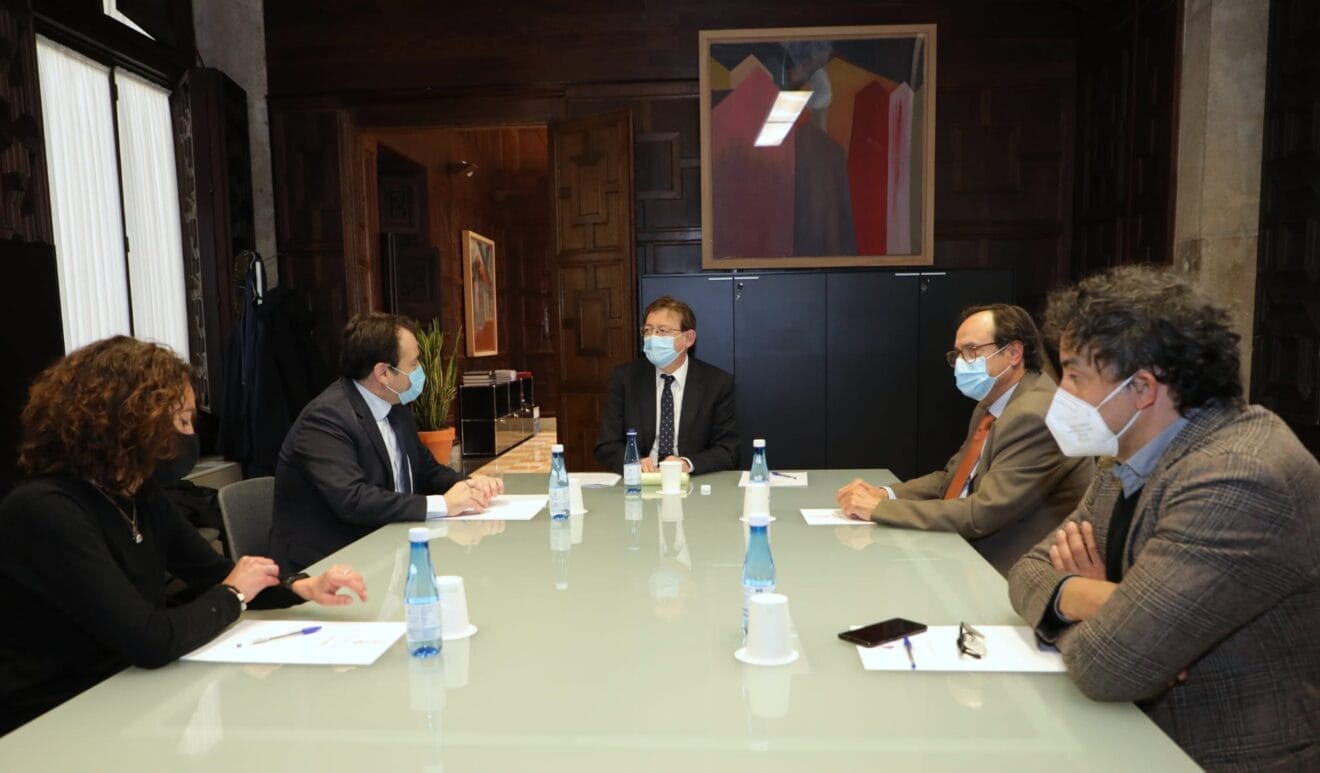 Reunión del President sobre las ayudas del Plan Resiste