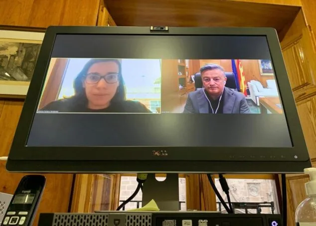 Imagen: Reunión entre Mónica Portero y José Chulvi