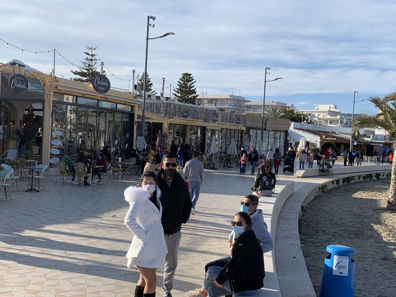 Ambiente en el Paseo de la Playa del Arenal