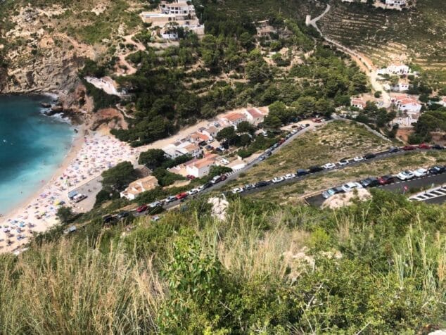 Imagen: Control de aforo. Cala de la Granadella