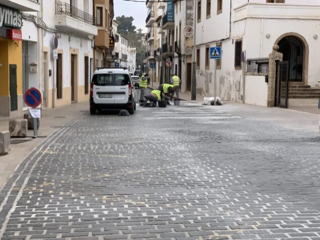 Imagen: Obras de reparación de adoquinado