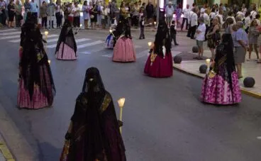 Procesión al Santísimo Cristo en las fiestas de Loreto