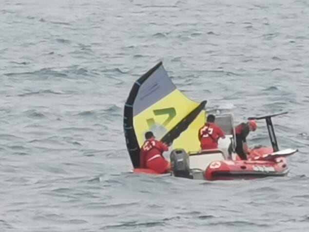 Imagen: Rescate del Kitesurfista