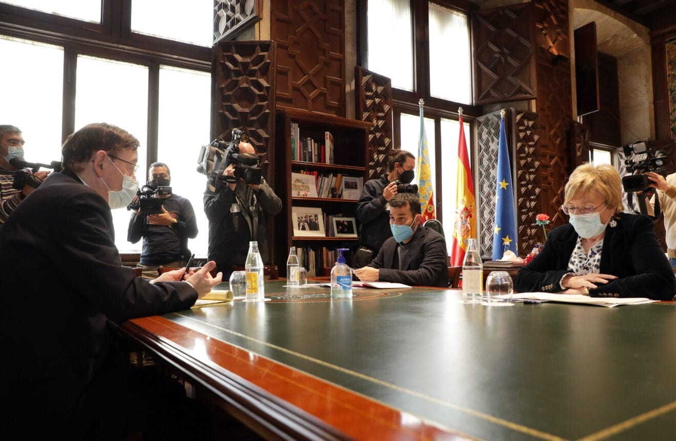 Reunión consellers y president