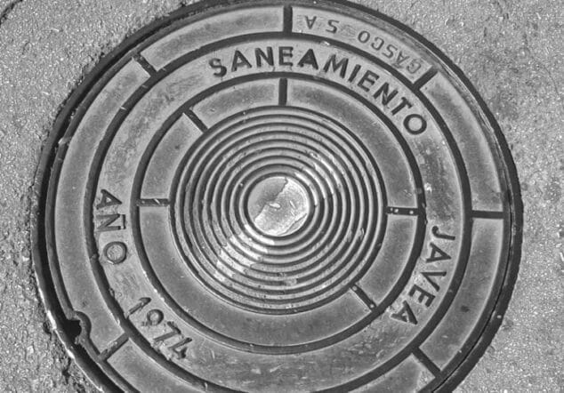 Imagen: Trapa de alcantarilla robada