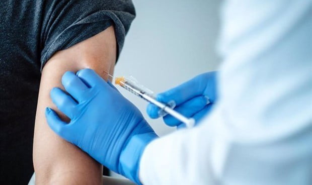 Imagen: Vacunación COVID-19
