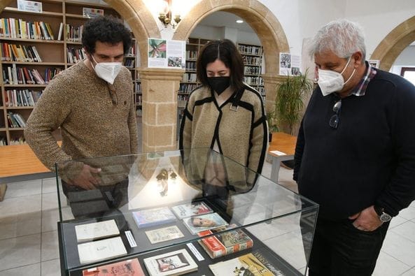 Imagen: Vitrina con los libros más destacados