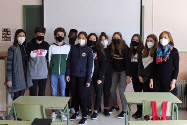 Imagen: Alumnos y docentes participantes de Erasmus+